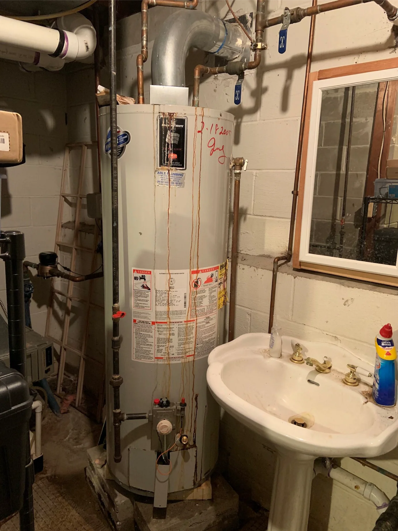 old-water-heater-replacement